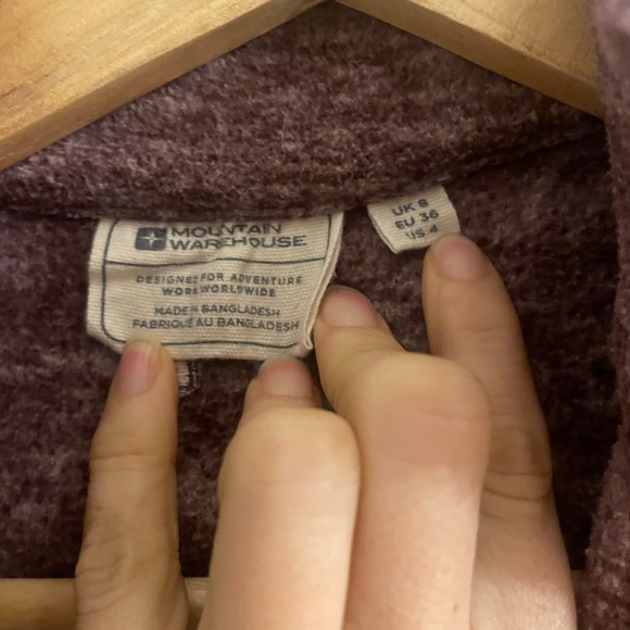 Mountain warehouse burgundy fleece zip up, size 4 - Picture 3 of 4